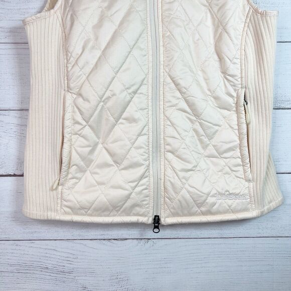 L.L Bean Cream Sherpa Lined Vest Quilted Size XSP - Picture 5 of 9
